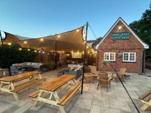 Robin Hood & Little John - Rabley Heath